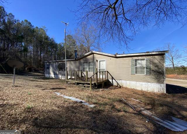 Property at 233 Starrett Rd, Canon, GA 30520, 3 beds, 2 baths