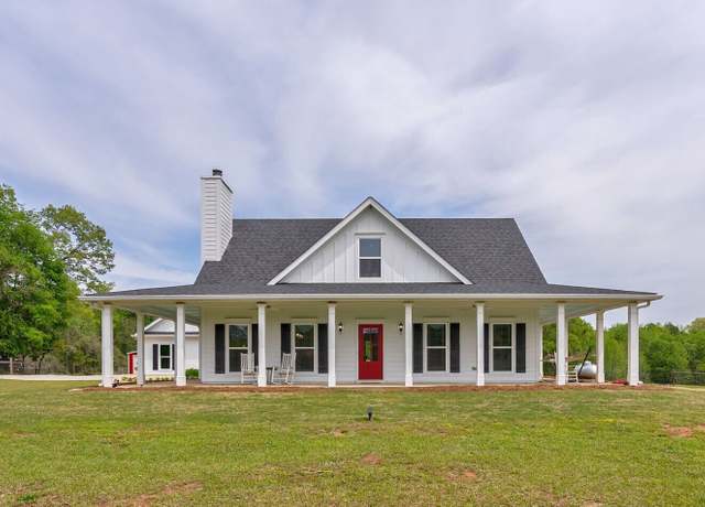 Property at 600 Piney Grove Rd, Comer, GA 30629, 3 beds, 2.5 baths