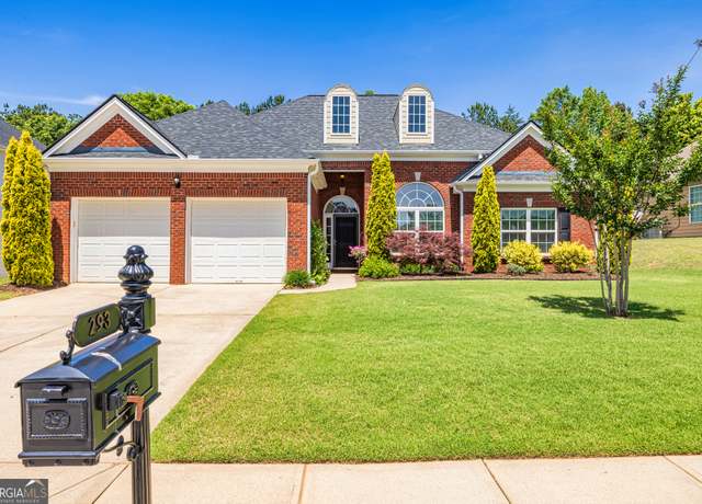 Property at 293 Granite Way, Newnan, GA 30265, 4 beds, 2 baths
