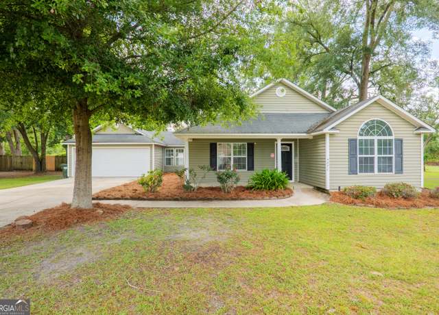 Property at 4271 Shelby Ln, Valdosta, GA 31605, 3 beds, 2 baths