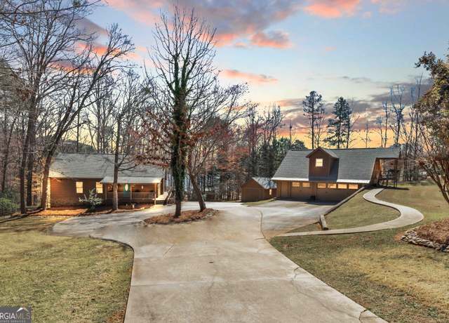 Property at 4501 Great Oaks Dr, Anderson, SC 29625, 3 beds, 3.5 baths