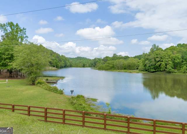 Property at 1120 Combs Ave, Martin, GA 30557