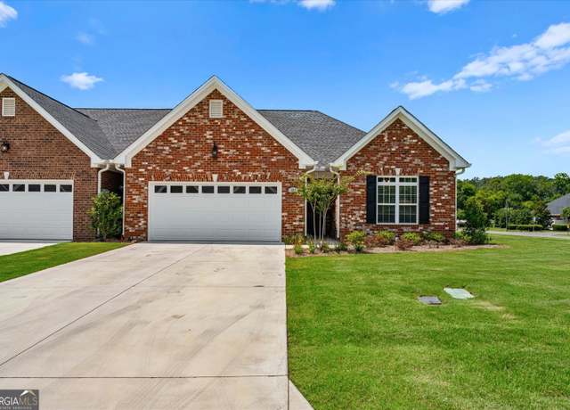 Property at 101 Freedoms Way, Calhoun, GA 30701, 3 beds, 2 baths