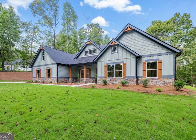 Property at 151 Signing Tree Ln, Clarkesville, GA 30523, 4 beds, 3 baths