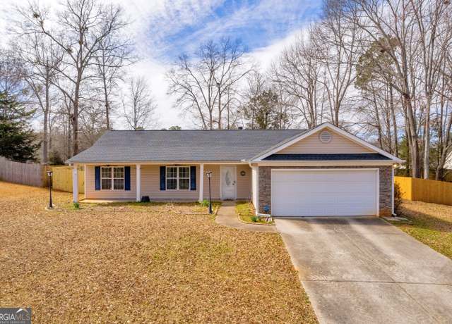 Property at 531 Walton Dr, Social Circle, GA 30025, 3 beds, 2 baths