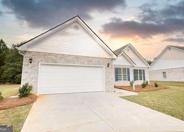 Property at 960 Park Place St #120, Social Circle, GA 30025, 3 beds, 2 baths