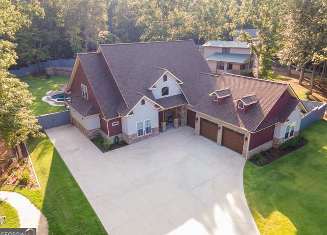 Property at 218 Riverlake Rd, Fair Play, SC 29643, 4 beds, 4.5 baths
