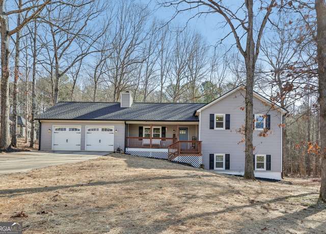 Property at 300 Lone Oak Dr, Senoia, GA 30276, 4 beds, 3 baths