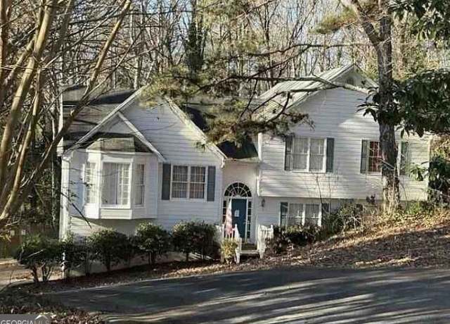 Property at 132 Springwater Trce, Woodstock, GA 30188, 2 beds, 2 baths