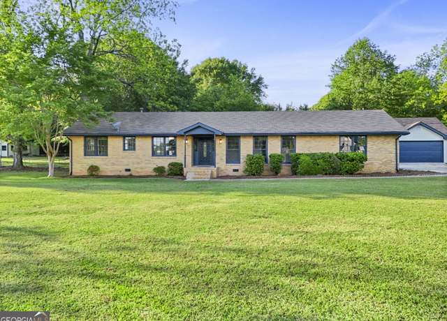Property at 115 Linda Way, Fayetteville, GA 30215, 3 beds, 2 baths