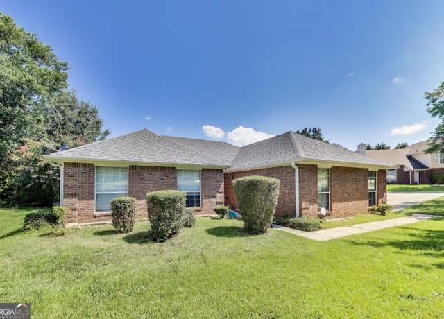 Property at 25 Carrera Rd, Stockbridge, GA 30281, 3 beds, 2 baths