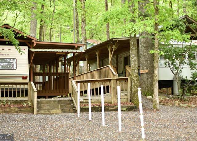 Property at 4459 Saw Briar Cir, Hiawassee, GA 30546, 2 beds, 2 baths