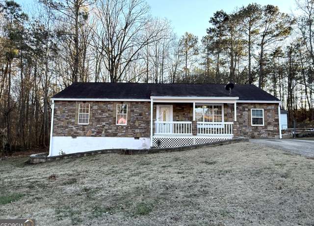 Property at 3203 Pawnee Dr, Rex, GA 30273, 4 beds, 2 baths