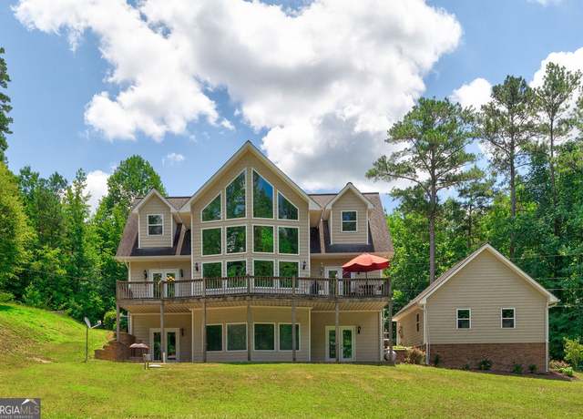 Property at 924 Black Bass Rd, Cohutta, GA 30710, 8 beds, 3.5 baths
