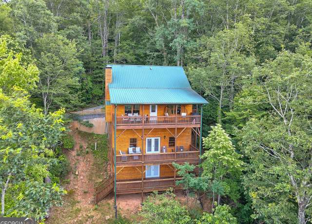 Property at 672 Screamer Dr, Clayton, GA 30525, 3 beds, 3 baths