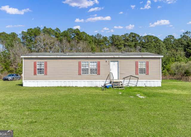 Property at 378 Temple Terrace Cir, Cairo, GA 39828, 3 beds, 2 baths