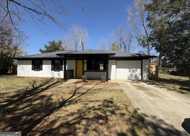 Property at 95 Grove Creek Dr, Locust Grove, GA 30248, 3 beds, 1 bath