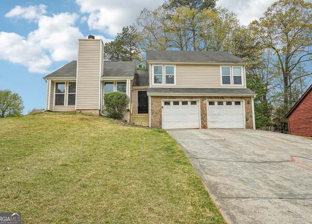 Property at 909 Chapman Cir, Stone Mountain, GA 30088, 4 beds, 2.5 baths