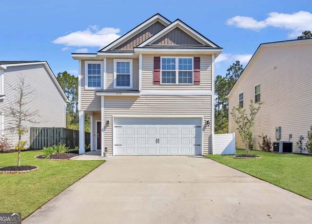 Property at 572 Brightleaf Cir, Hinesville, GA 31313, 3 beds, 2.5 baths