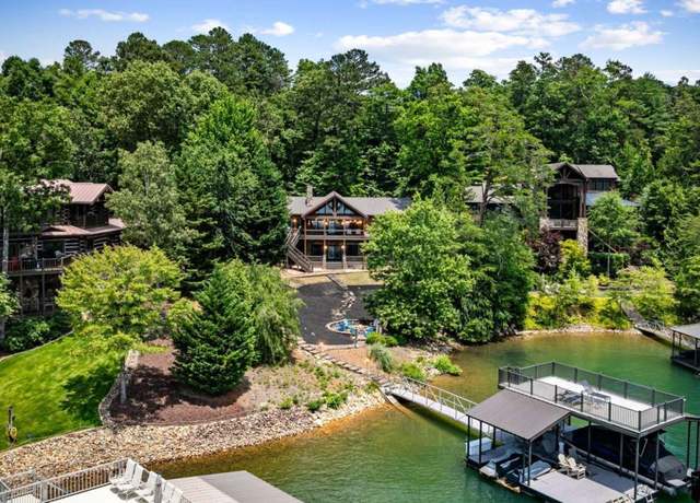 Property at 103 Charlotte Dr, Morganton, GA 30560, 5 beds, 5 baths