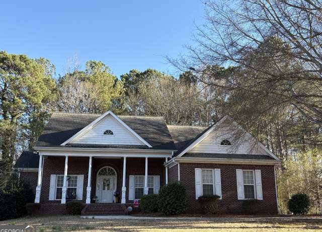 Property at 2028 Windfield Dr, Monroe, GA 30655, 3 beds, 2.5 baths