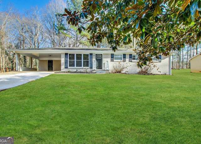Property at 3850 Bright Star Rd, Douglasville, GA 30135, 3 beds, 1.5 baths