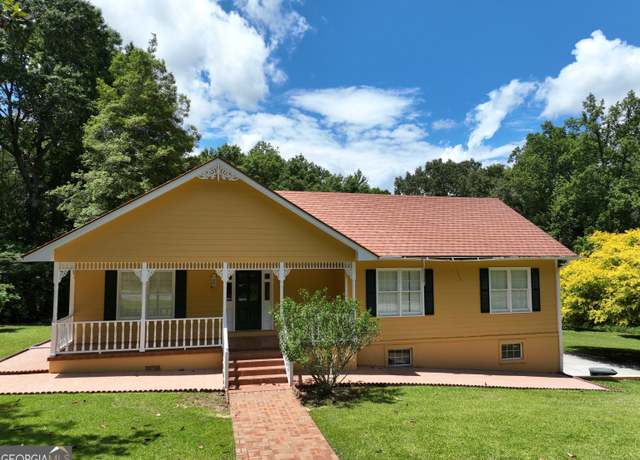 Property at 205 Winfield Rd, Dublin, GA 31021, 4 beds, 3 baths