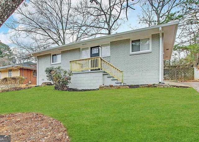 Property at 2233 Springdale Cir SW, Atlanta, GA 30315, 3 beds, 1 bath