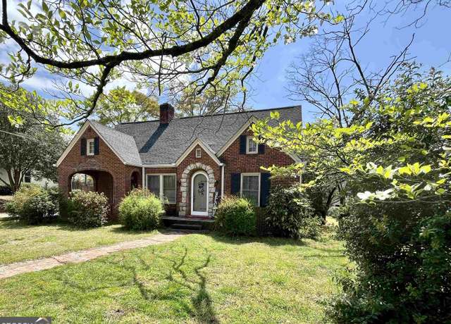 Property at 453 W Washington St, Monticello, GA 31064, 3 beds, 1 bath