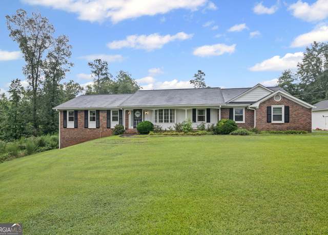 Property at 24 Briar Ridge Rd, Newnan, GA 30263, 3 beds, 2 baths