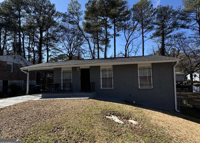 Property at 452 Fedora Way NW, Atlanta, GA 30331, 4 beds, 2 baths