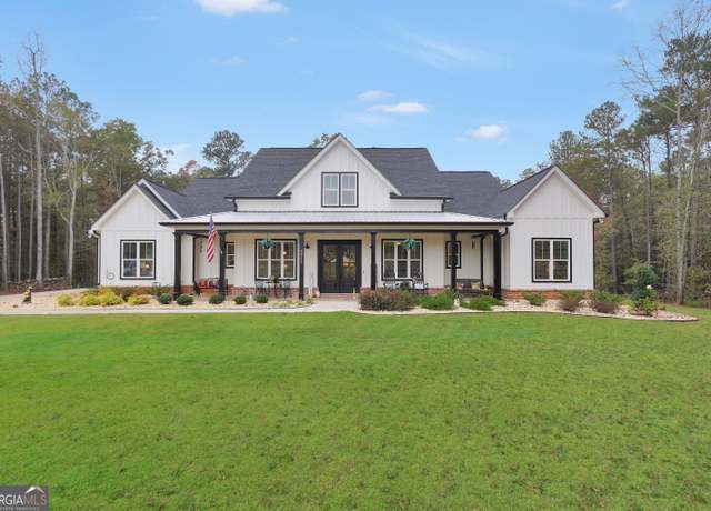 Property at 3911 Peeksville Rd, Locust Grove, GA 30248, 3 beds, 3.5 baths