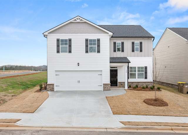 Property at 214 Storm Ln, Hoschton, GA 30548, 4 beds, 2.5 baths