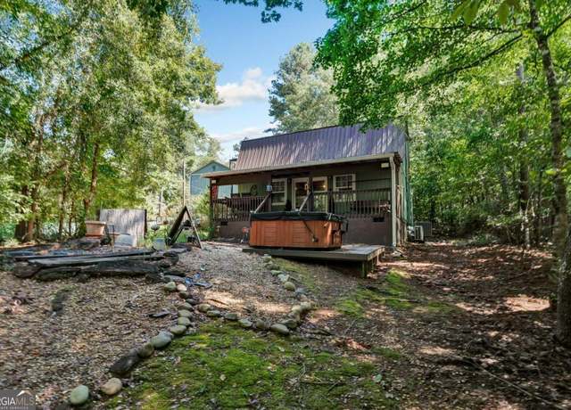 Property at 160 Rockville Springs Dr, Eatonton, GA 31024, 2 beds, 2 baths