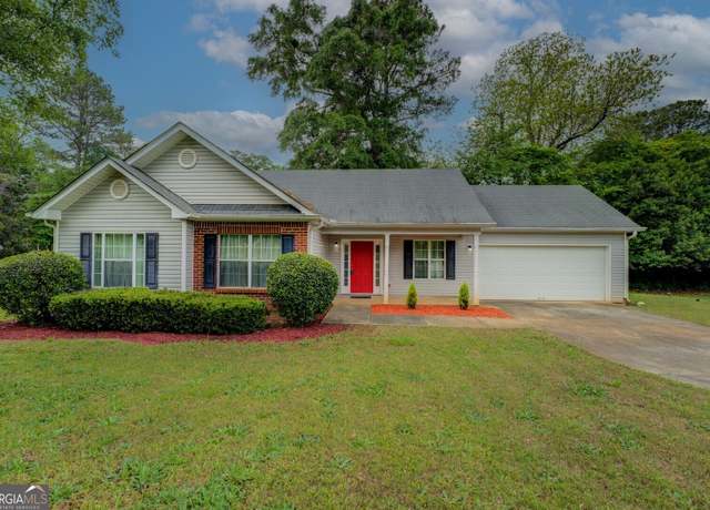 Property at 209 Nancy St, Monticello, GA 31064, 3 beds, 2 baths