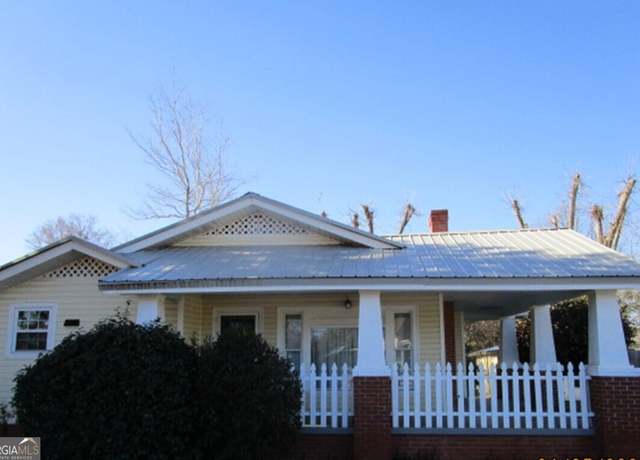 Property at 1837 Hwy 19 N, Thomaston, GA 30286, 2 beds, 2 baths