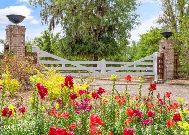 Property at 44 Oyster Flats Wynd, Brunswick, GA 31523