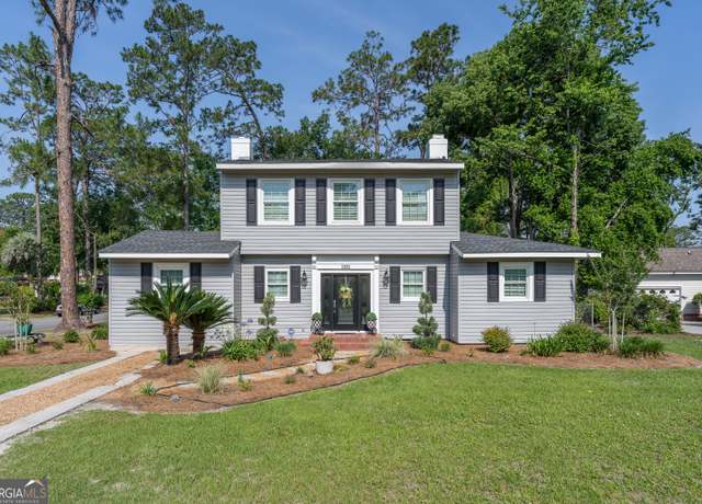 Property at 1101 Cherokee Dr, Waycross, GA 31501, 3 beds, 2 baths