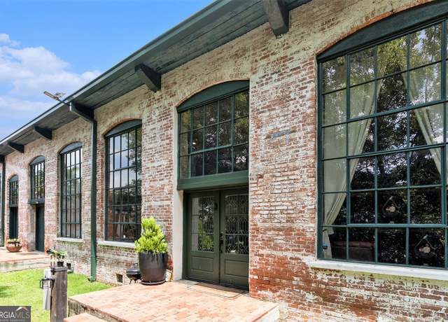 Property at 10 James St #3, Hampton, GA 30228, 3 beds, 2 baths