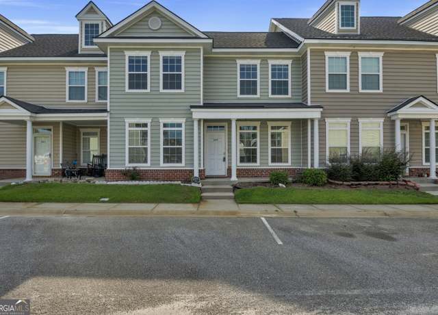 Property at 825 Terrell Dr, Hinesville, GA 31313, 3 beds, 3 baths