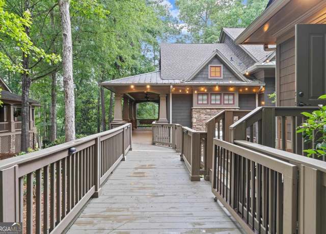 Property at 1041 Lockets Trl, Greensboro, GA 30642, 4 beds, 4.5 baths