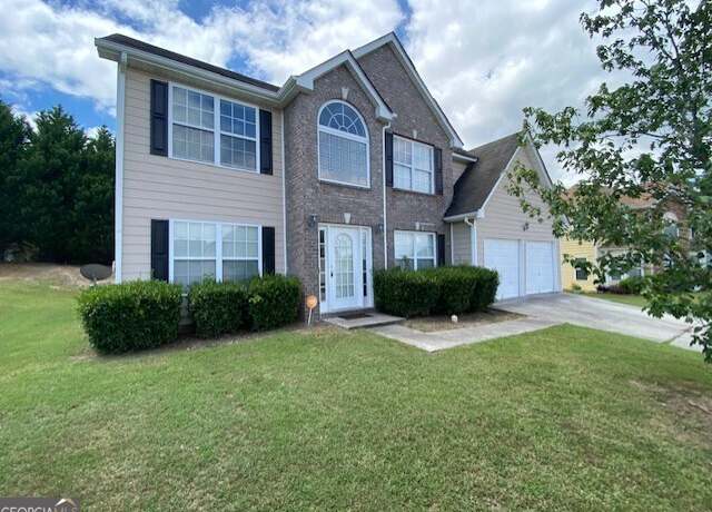 Property at 5159 Estonian Dr, Fairburn, GA 30213, 5 beds, 3 baths