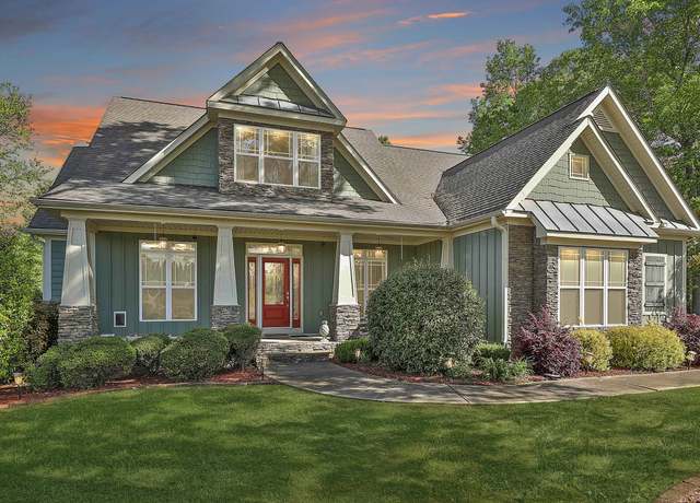 Property at 10 Edgewater Way, Senoia, GA 30276, 4 beds, 4.5 baths