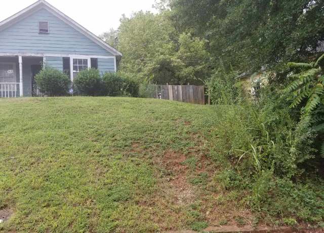 Property at 721 Reed St SE, Atlanta, GA 30315, 3 beds, 1 bath