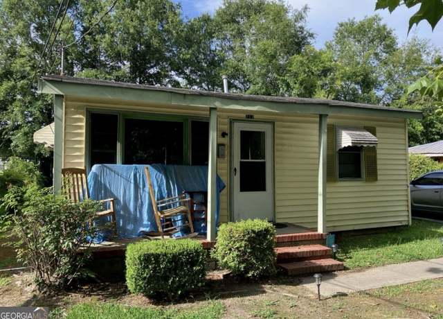 Property at 212 Whitehead St, Thomson, GA 30824, 2 beds, 1 bath