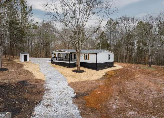 Property at 149 Almond Dr, Comer, GA 30629, 3 beds, 2 baths