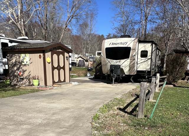 Property at 143 Conley Creek Cir, Blairsville, GA 30512, 2 beds, 1 bath