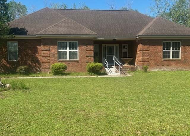 Property at 545 Patten Ave, Ray City, GA 31645, 3 beds, 2 baths