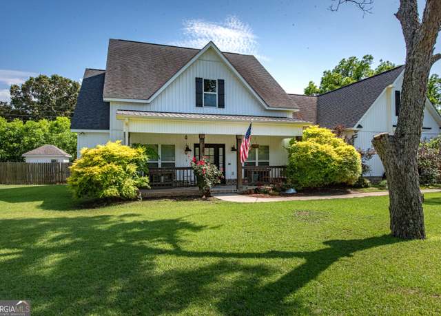 Property at 115 Lanier Loop, Kathleen, GA 31047, 4 beds, 3 baths