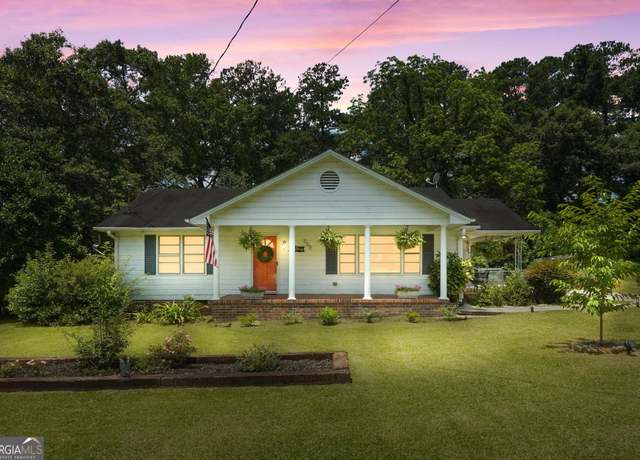 Property at 125 Woodlawn Ave, Griffin, GA 30224, 3 beds, 1 bath